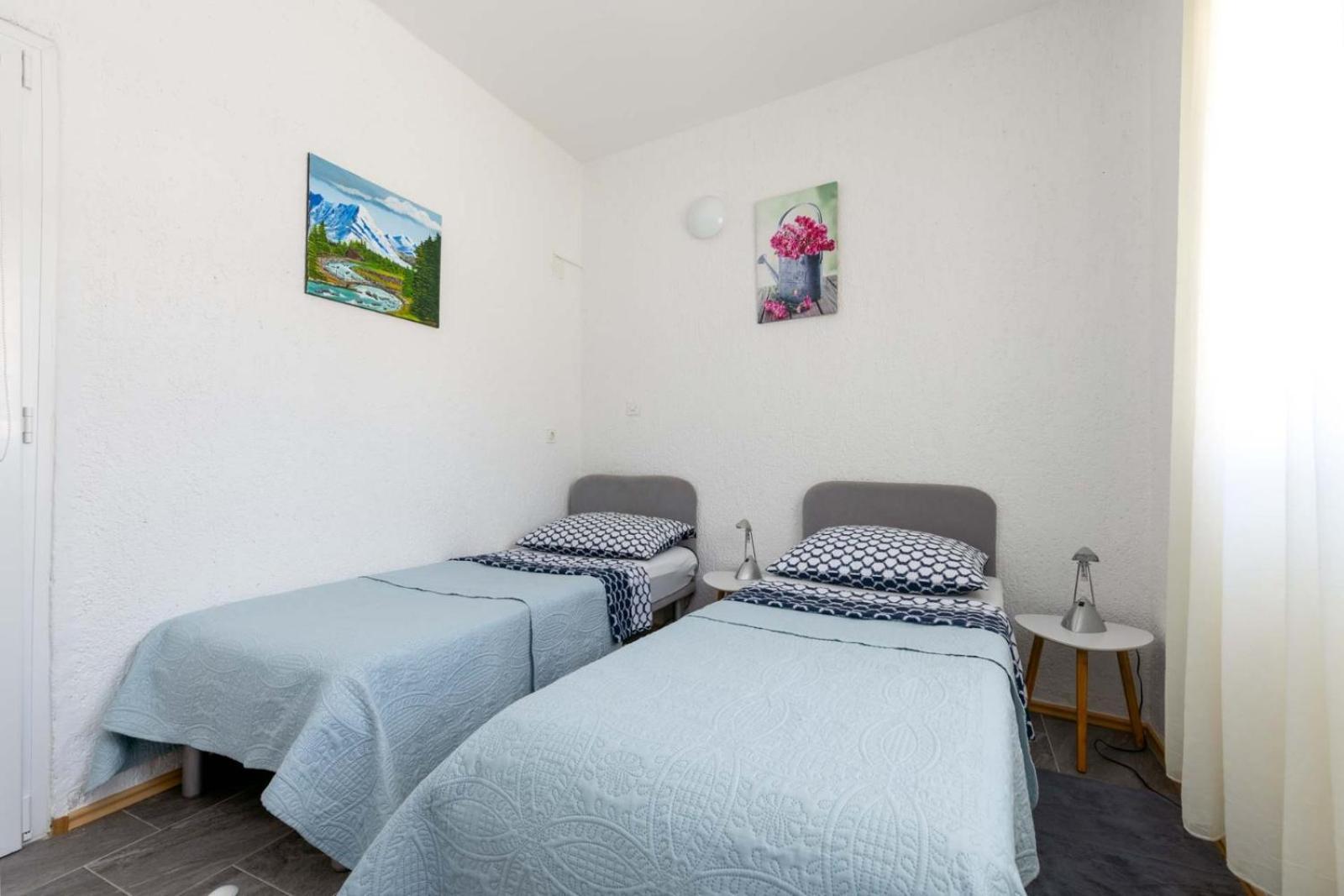 Dvi Ulike Apartment Labinci Exterior photo